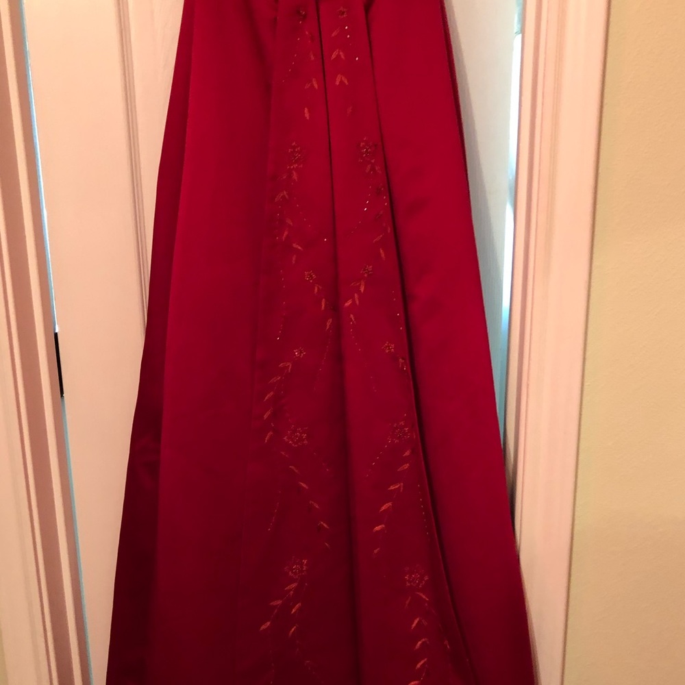Beautiful Red Prom Dress - Picture 3 of 4